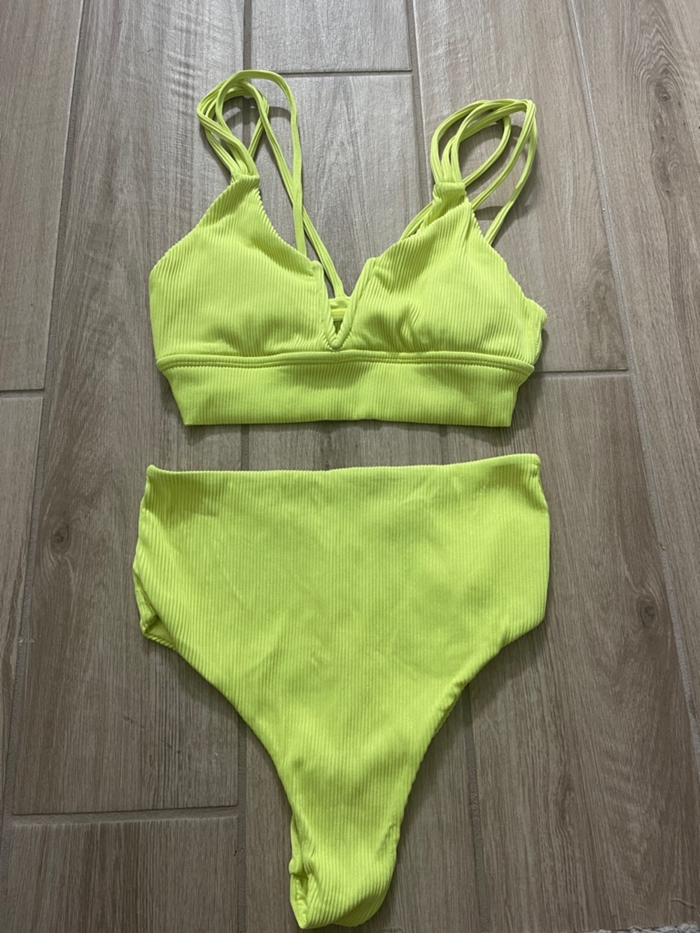 BuffBunny Bermuda Bikini Top + Sharkbite Bikini Bottom Swimsuit Aloha Sz S/M SET